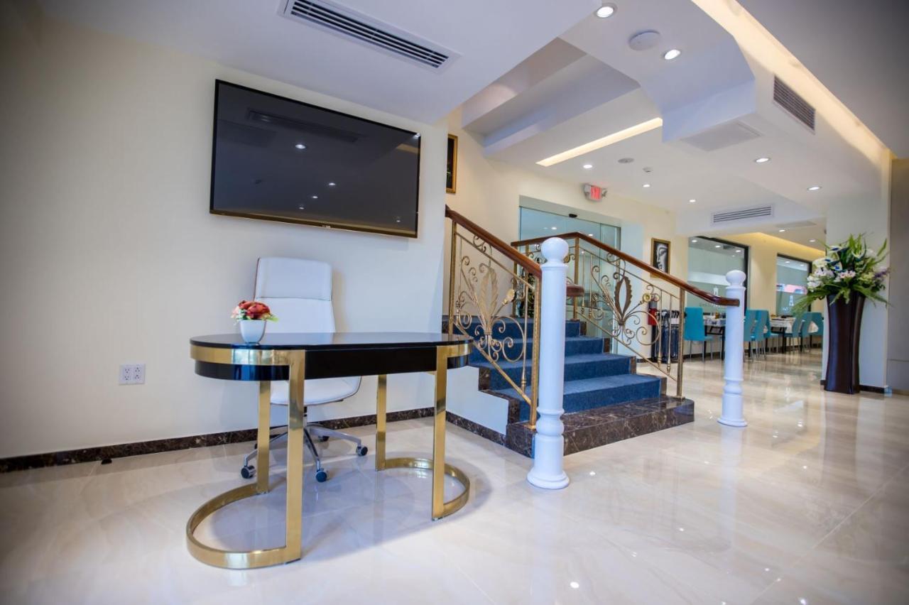 Hotel Americano Garapan Bagian luar foto